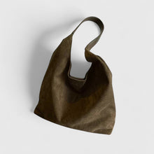 Carla | Damen Laptoptasche im minimalistischen Stil in Grün