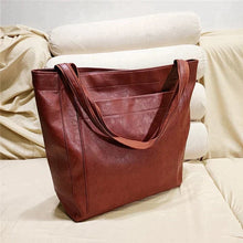 Antonia | Damen Leder Laptoptasche im Klassischen Stil in Rot