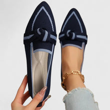 Matilda | Damen Loafer Spitzschuh mit Knoten in Dunkelblau