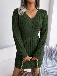 Ella | Damen Midi-Strickkleid mit Kabelstrickmuster für Herbst in Armeegrün