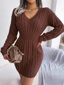 Ella | Damen Midi-Strickkleid mit Kabelstrickmuster für Herbst in Kaffeebraun