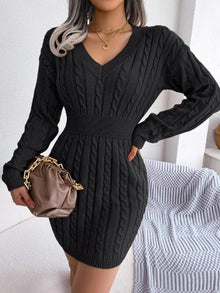 Ella | Damen Midi-Strickkleid mit Kabelstrickmuster für Herbst in Schwarz