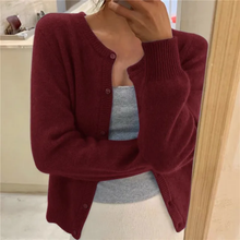 Nina | Damen Strickweste für jeden Tag in Weinrot