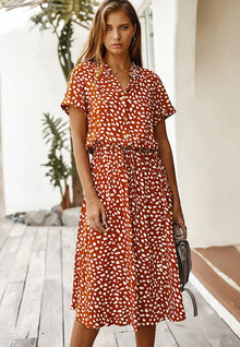 Helga – Stilvolles bedrucktes Sommerkleid für Damen in Orange Rot