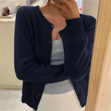 Pauline | Elegante Damen Strickjacke für den Alltag in Dunkelblau