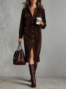 Klara | Elegantes Herbst Kleid im Midi-Stil für Hochzeitsgäste in Braun