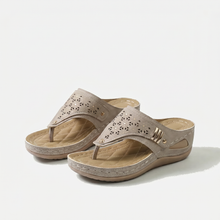 Élodie - Keil-Zehensandalen für Dame in Khaki