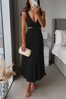 Elsa | Elegantes Plissiertes Maxikleid in Schwarz