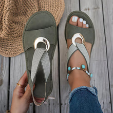 Marlenia – Flache Sandalen Mit Metallschnalle in Grün