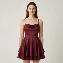 Luna – Elegantes Mini-Satin-Kleid mit Trägern für Damen in Dunkelrot