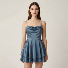Luna – Elegantes Mini-Satin-Kleid mit Trägern für Damen in Himmelblau