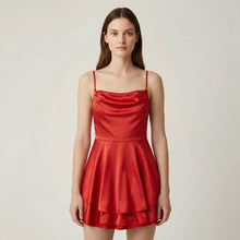 Luna – Elegantes Mini-Satin-Kleid mit Trägern für Damen in Rot