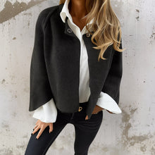 Helena | Federleichte Kurzjacke in Schwarz