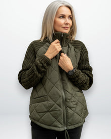 Stepp Strickjacke für Damen mit geripptem Kragen in Grün