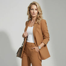 Eleganter Anzug für Damen mit Blazer und Hose im geraden Schnitt in Braun