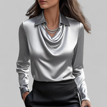 Melina | Fließende Damen Satinbluse für elegante Anlässe in Grau