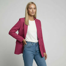 Langer Blazer für Damen mit zwei Knöpfen und Klappentaschen in einfarbigem Design in Rosenrot