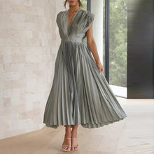 Hedwig | Elegantes Damenkleid in Grau