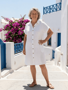 Helene™ - Knielanges Kleid mit Vordertasche in Weiß
