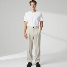 Anzughose für Herren mit bequemem elastischem Bund hinten in gerader Passform in Beige