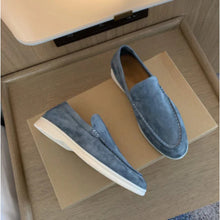 Old Money Wildleder-Slipper für Herren in Hellblau