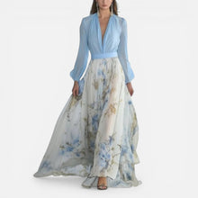 Maxikleid mit Blumenmuster und V Ausschnitt in Hellblau