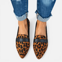 Damen Loafer mit spitzer Form und flachem Absatz in Braun