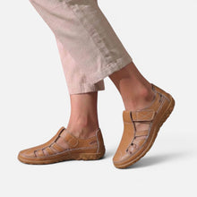 Orthopädische Halbschuhe Klettverschluss Cut Out Kunstleder in Braun
