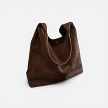 Damen Schultertasche aus Kunstleder mit großem Volumen in Kaffee