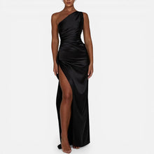 Maxikleid mit One Shoulder Design und hohem Schlitz in Schwarz