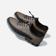 Herren Freizeitschuhe mit Schnürung und strukturierter Sohle in Khaki