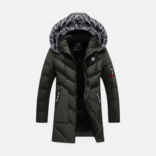 Herren Winterjacke mit Kapuze und Kunstfellkragen in Grün