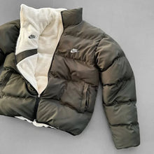 Unisex Wende-Winterjacke in Grün/Weiß
