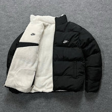 Unisex Wende-Winterjacke in Schwarz/Weiß