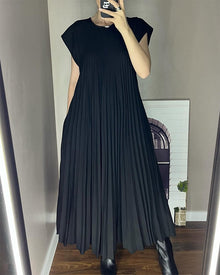 Jolijn | Zeitloses und komfortables Kleid in Schwarz