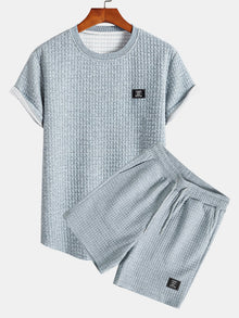 Kurzärmeliges Waffel-T-Shirt mit abgerundetem Saum & Shorts in Silber