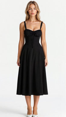 Kiana | Taillenkleid in Schwarz