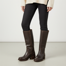 Luisa | Klassische Damen Hochschaft Lederstiefel zum Herbst in Dunkelbraun