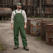 Robuste Herren-Latzhose im Workwear-Stil mit funktionalen Taschen in Mint