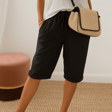 Aaliyah - Damen Shorts mit Bindegürtel in Schwarz