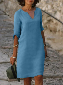 Maria | Elegantes Kleid mit V-Ausschnitt in Himmelblau