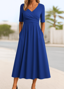 Monic™ - Stylisches Crossover-Kleid in Marineblau