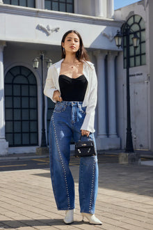 Balloon-Jeans mit Nieten-Details in Denim