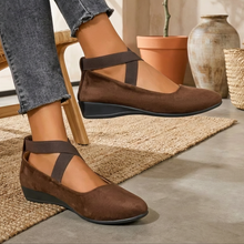 Rhea - Retro-Pantoffel in Braun