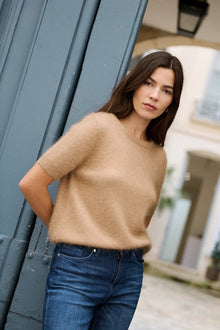 Kurzarm-Pullover aus softem Angora-Mix mit Puffärmeln in Beige