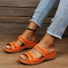Liana | Klassische Keilsandaletten in Orange