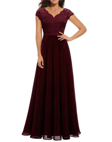 Julia | Damen Maxi Hochzeitsgastekleid aus Spitze in Bordeaux