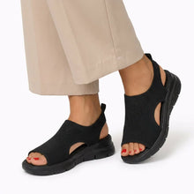 Komfort Plateau-Sandalen für Damen in bequemer Weite mit dicker Sohle und sportlichem Design in Schwarz