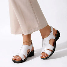 Komfort Sandalen für Damen in Weite H mit Keilabsatz und hinten offenem Design in Weiß