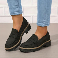 Valeria | Bequeme klobige Slipper für Frauen mit Plattform in Schwarz